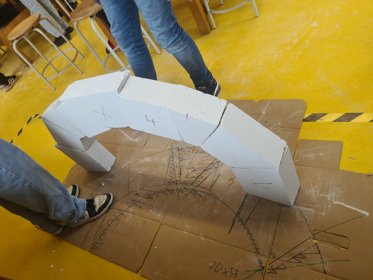 Brückenbauprojekt in Lerngruppe 8